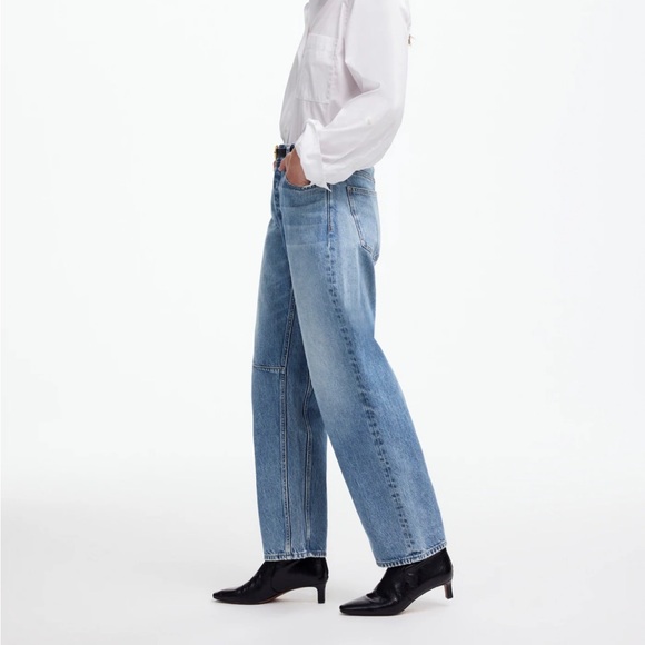 Madewell’s The Darted Barrel-Leg Jean - Dobbins Wash 27 - Picture 3 of 6